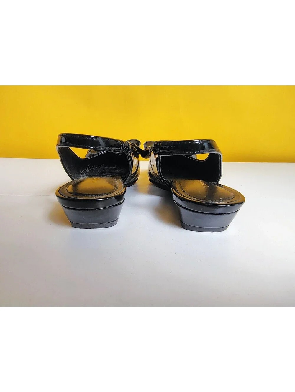 Marc Fisher Kerrey Slingback Flats Womens 7.5 M Black Patent Bow Pointed Toe